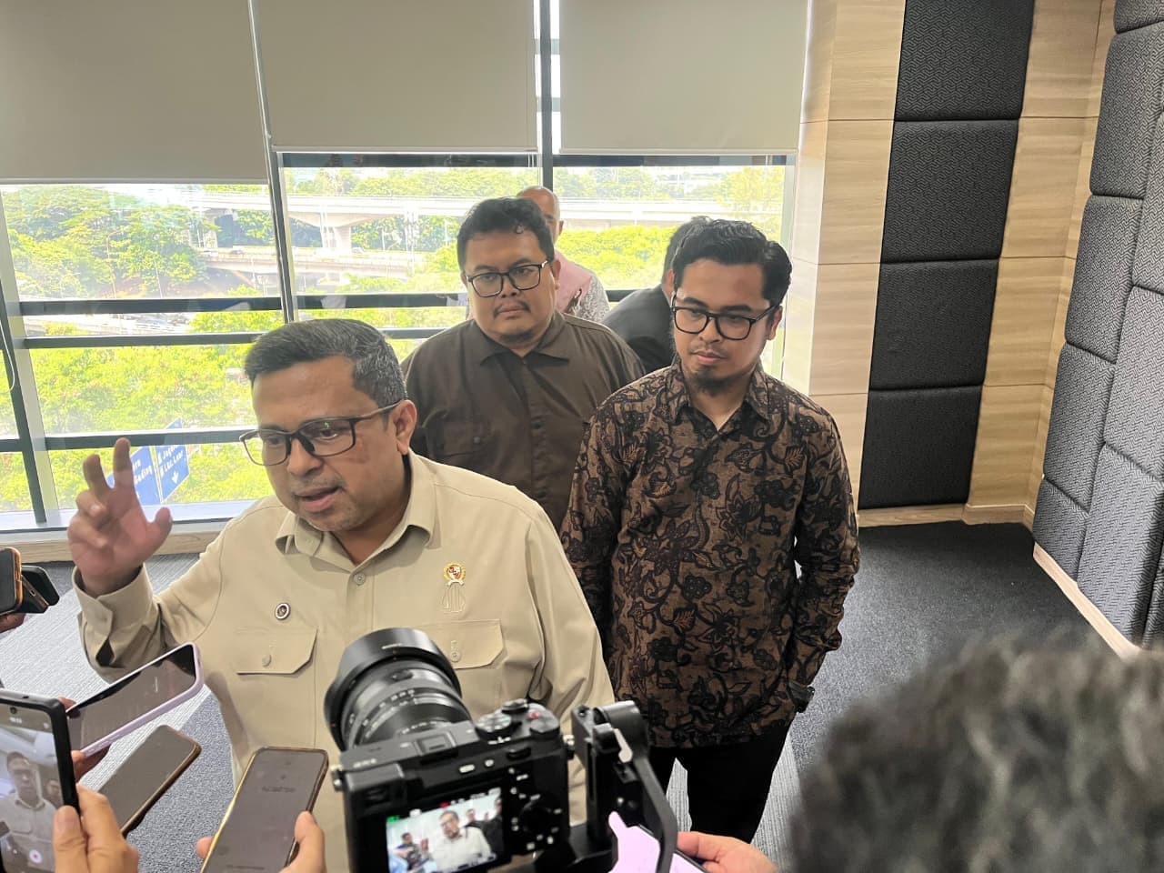 Press release sertifikasi halal Sanex