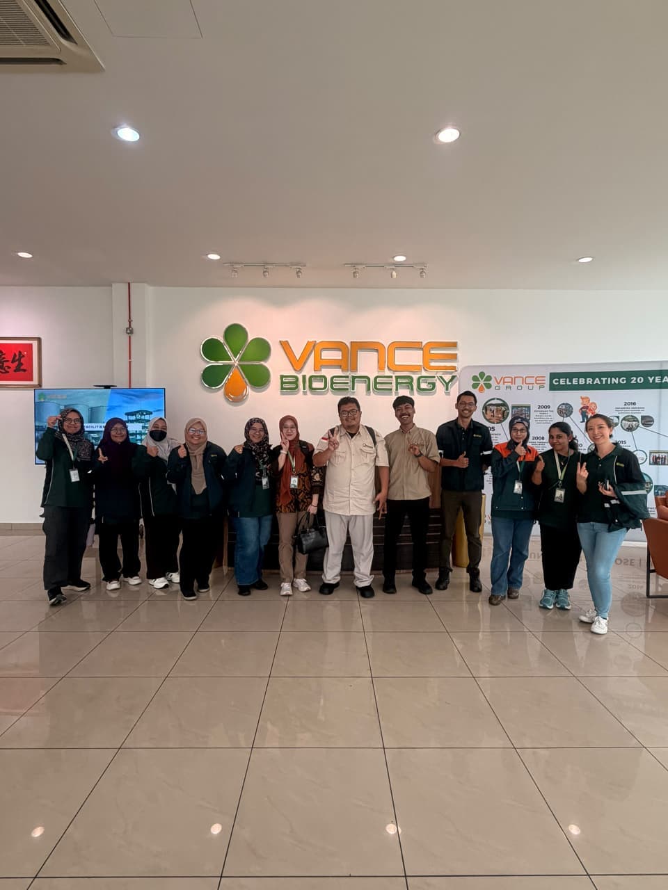 Sesi training bersama tim Vance