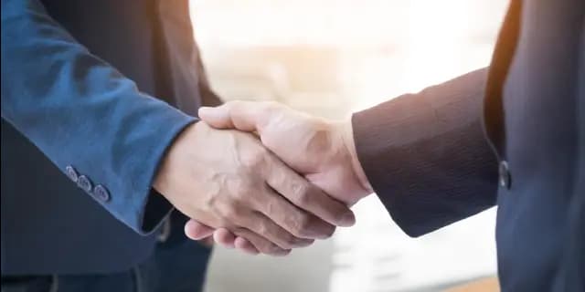 Memahami Perbedaan Izin Edar BPOM dan Sertifikat Halal